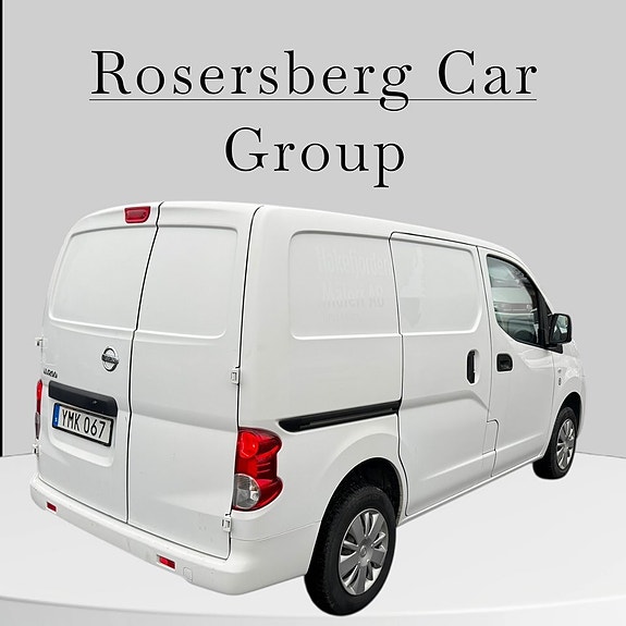 Nissan NV200 3 of 5