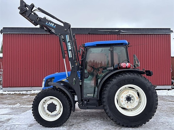 New Holland T4030 med Lastare
