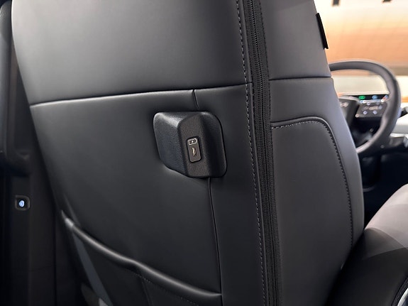 Kia PV5 17 of 19
