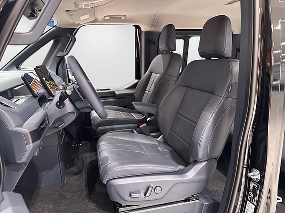 Kia PV5 8 of 19