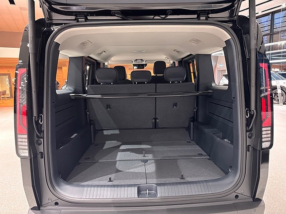 Kia PV5 14 of 19