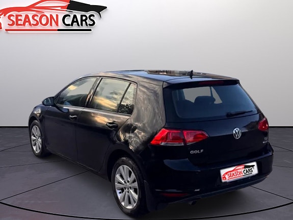 Volkswagen Golf VII 7 of 10