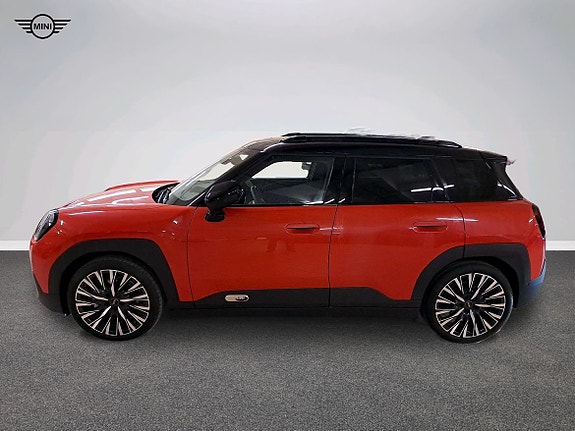 MINI Aceman E 3 of 5
