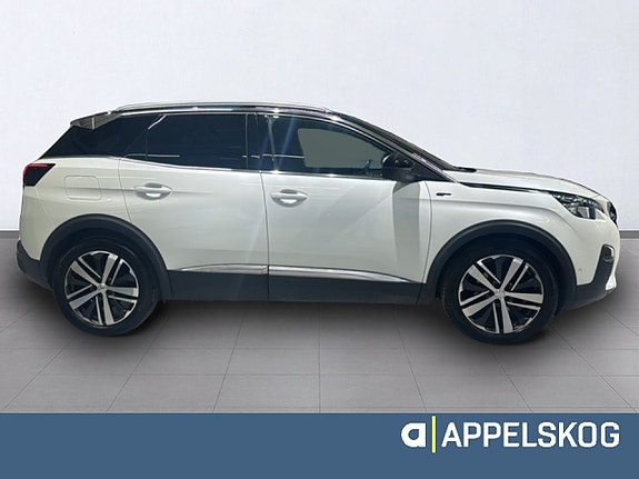Peugeot 3008 4 of 5