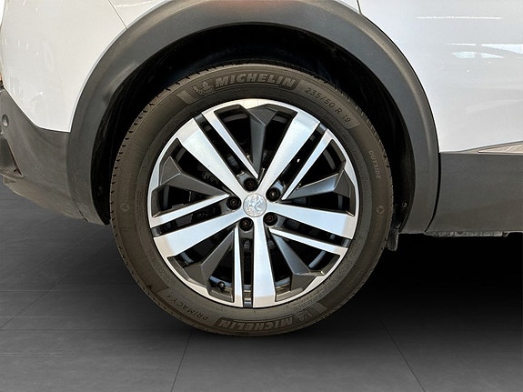 Peugeot 3008 18 of 19