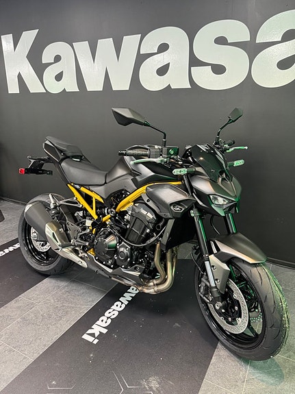 Kawasaki Z 900 35kW A2 2 of 2