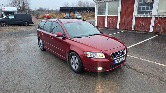 Volvo V50