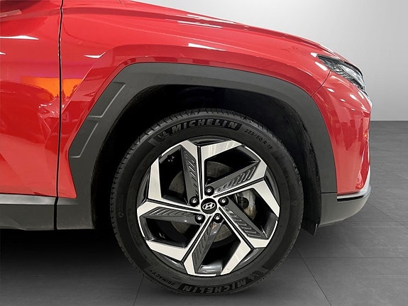 Hyundai Tucson 16 of 18