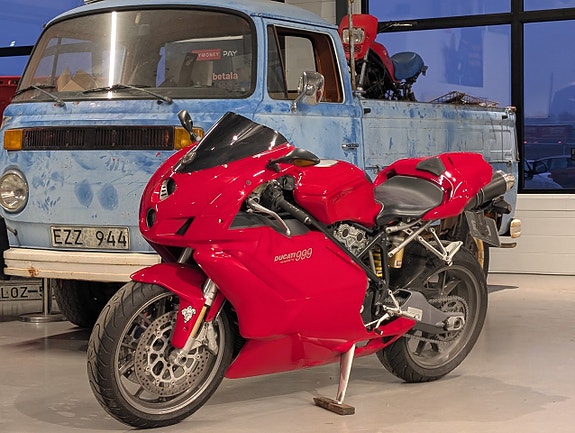 Ducati 999s