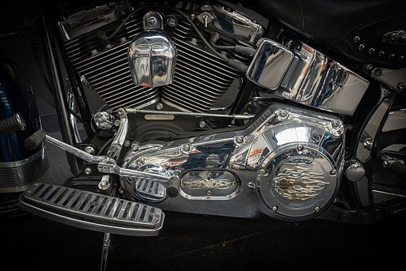 Harley-Davidson Heritage Softail Classic FLSTC 9 of 10