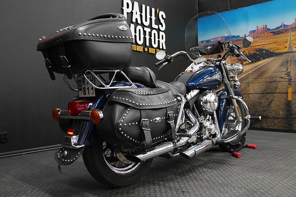 Harley-Davidson Heritage Softail Classic FLSTC 10 of 16