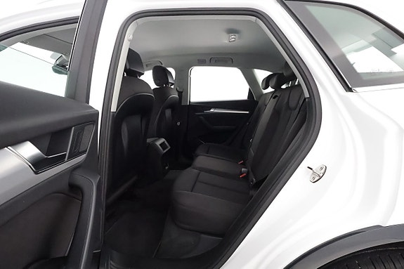 Audi Q5 12 of 26