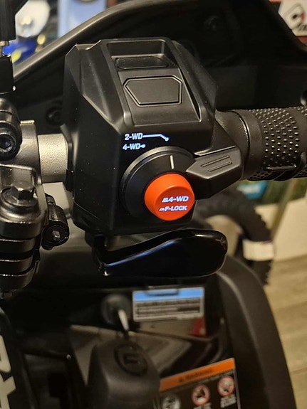 CFMOTO CFORCE 850 Black Edition Jubileum!! 10 of 13