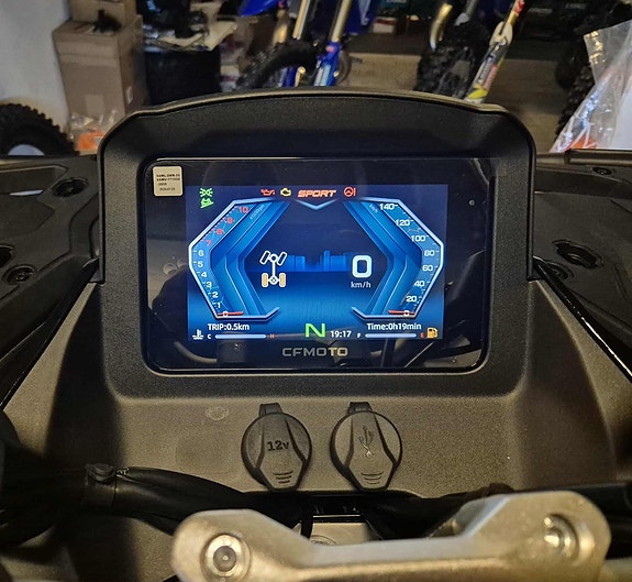 CFMOTO CFORCE 850 Black Edition Jubileum!! 5 of 13