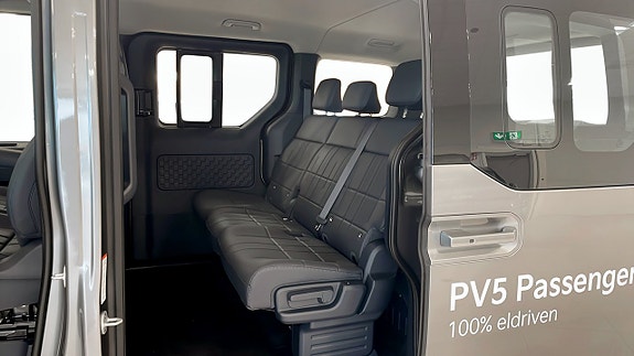 Kia PV5 11 of 12