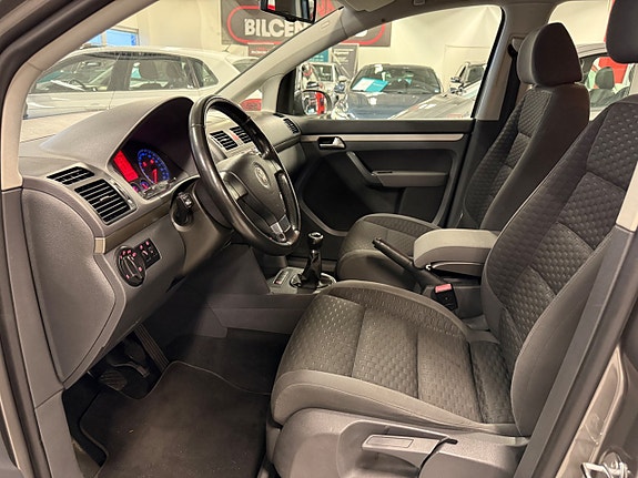Volkswagen Touran 13 of 20