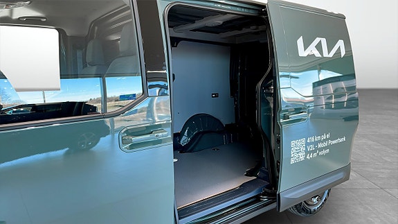 Kia PV5 12 of 16