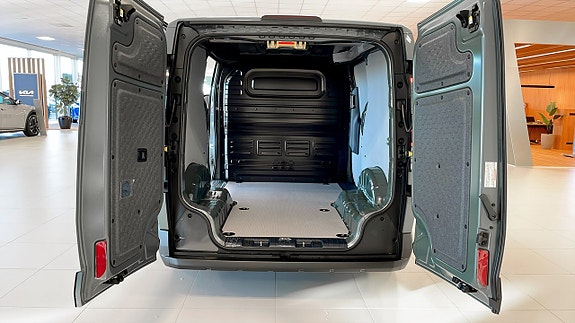 Kia PV5 14 of 16