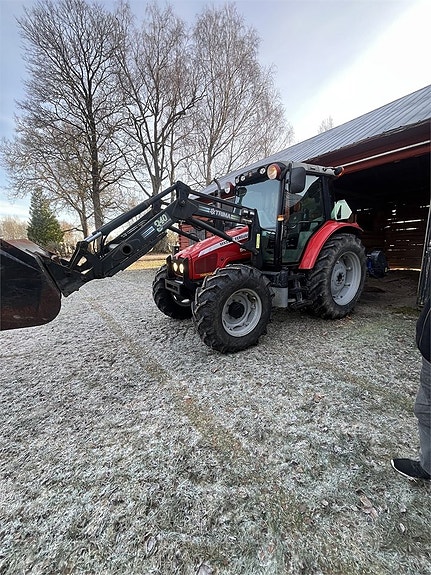 Massey Ferguson 5435