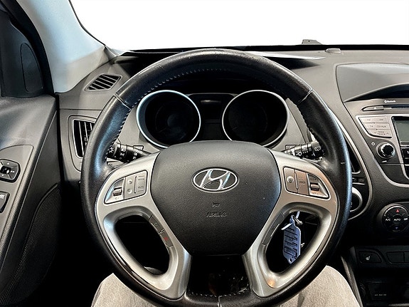 Hyundai ix35 7 of 16