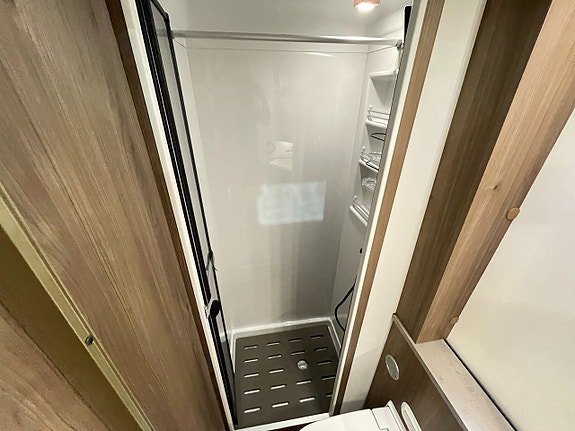 Kabe TMX 810 LXL /Cinderella/ALDE/5 bältad/Automat/Mercedes 20 of 30