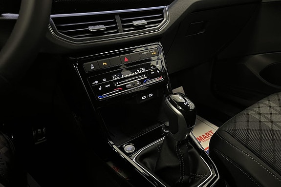 Volkswagen T-Cross 16 of 20