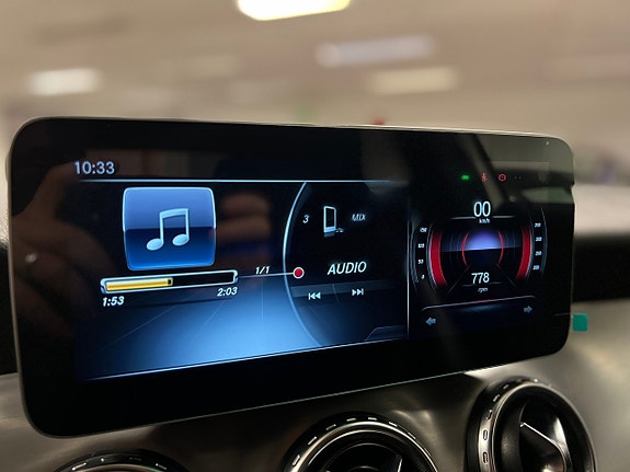 Mercedes-Benz GLA220 d 20 of 27