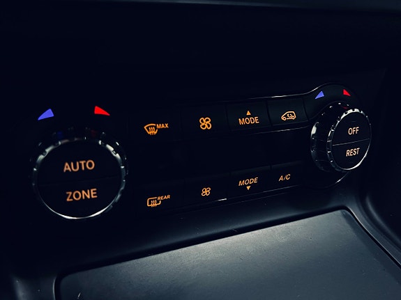 Mercedes-Benz GLA220 d 24 of 27