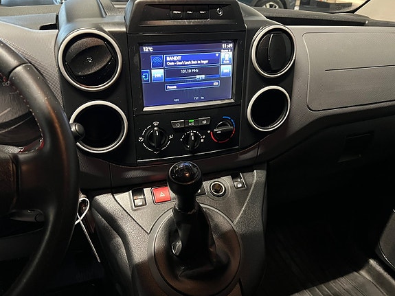Peugeot Partner 15 of 16