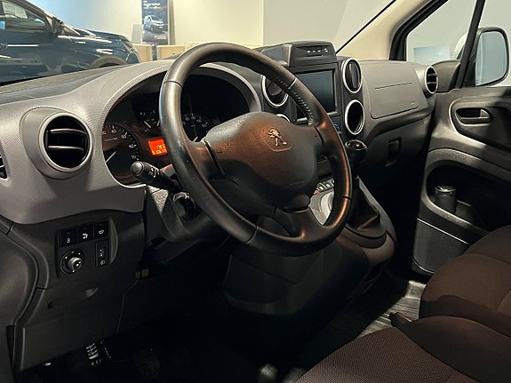 Peugeot Partner 11 of 16