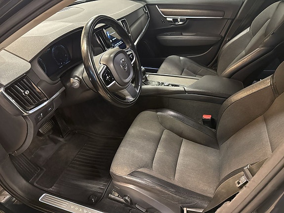 Volvo V90 Cross Country 6 of 22