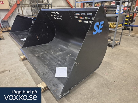 SE Lättmaterialskopa 2100L SMS/Trima fäste *NY*