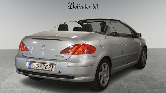 Peugeot 307 CC 6 of 12