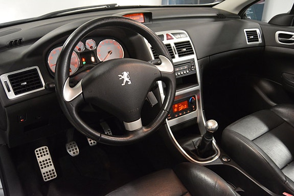Peugeot 307 CC 7 of 12