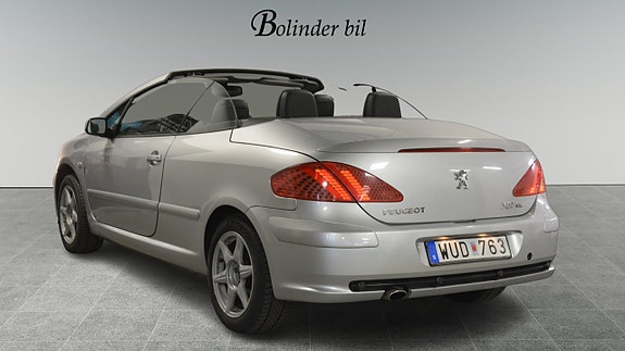 Peugeot 307 CC 4 of 12