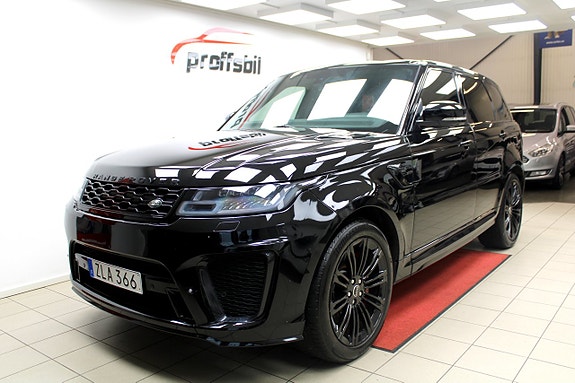 Land Rover Range Rover Sport 3 of 5