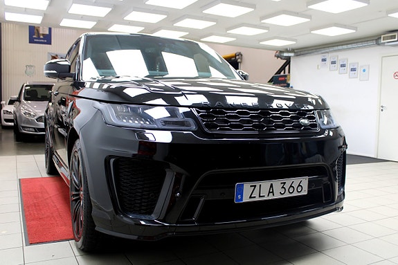 Land Rover Range Rover Sport 5 of 5