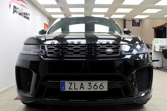 Land Rover Range Rover Sport 4 of 5