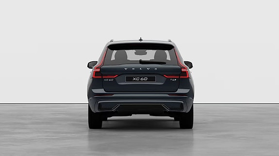 Volvo XC60 8 of 24