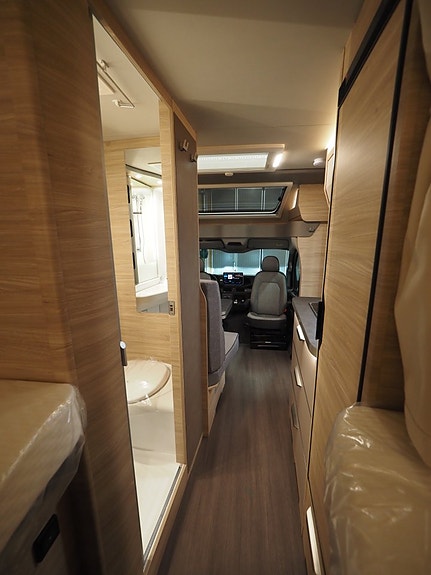 Knaus Van Ti Plus 650 MEG 4x4 I Mässerbjudande I ALDE I Aut I 163hk I VW 14 of 28