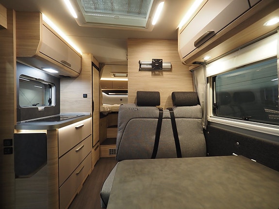 Knaus Van Ti Plus 650 MEG 4x4 I Mässerbjudande I ALDE I Aut I 163hk I VW 5 of 28