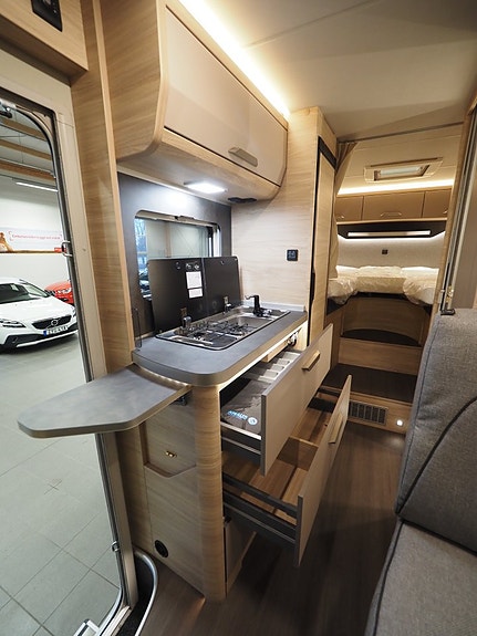 Knaus Van Ti Plus 650 MEG 4x4 I Mässerbjudande I ALDE I Aut I 163hk I VW 6 of 28