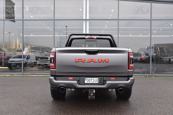 RAM 1500 8 of 15