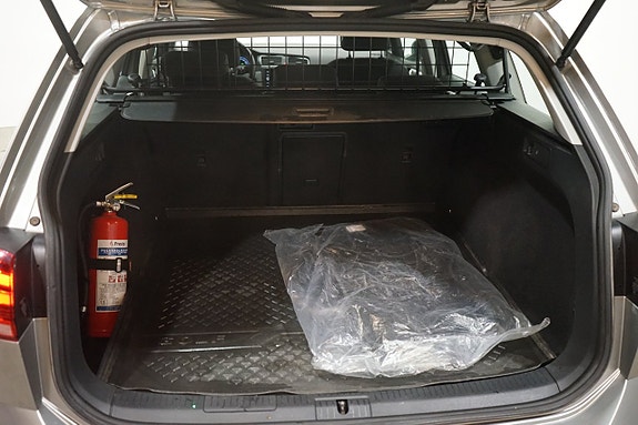 Volkswagen Golf Alltrack 13 of 14