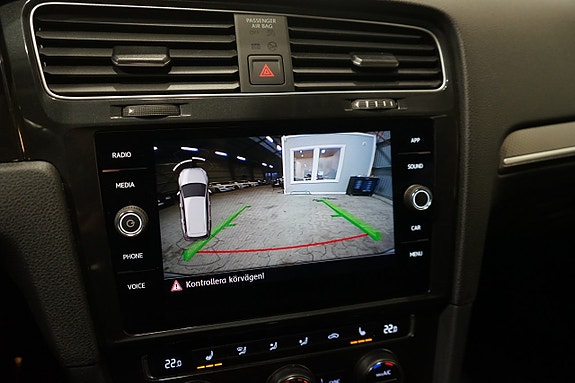Volkswagen Golf Alltrack 6 of 14