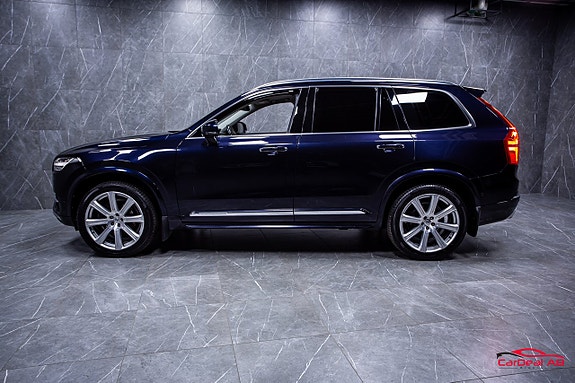 Volvo XC90 4 of 5