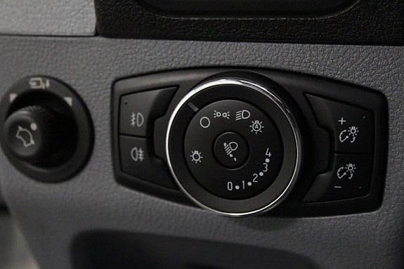 Ford Transit 14 of 14