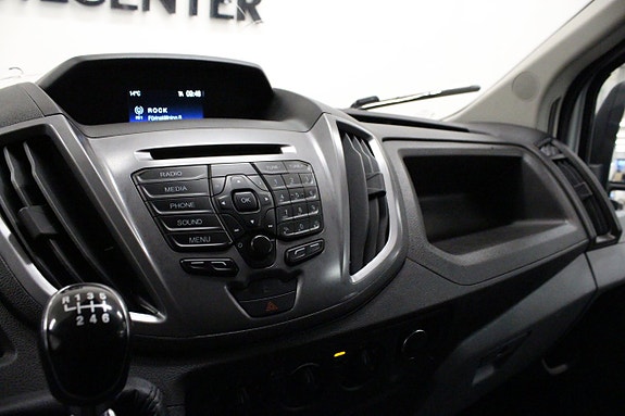 Ford Transit 12 of 14