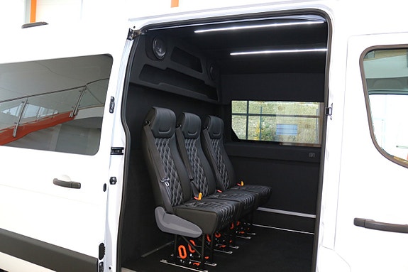 Renault Master 10 of 15