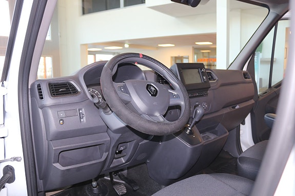Renault Master 13 of 15